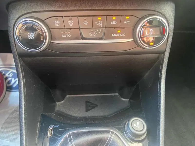 Ford Fiesta usata a Bologna (9)