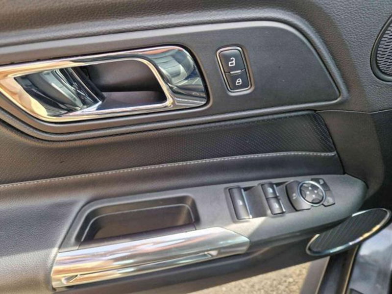 Ford Mustang Cabrio usata a Bologna (20)
