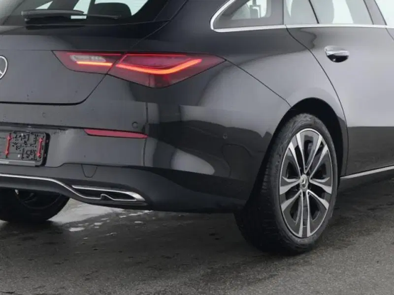 Mercedes-Benz CLA Shooting Brake usata a Milano (2)