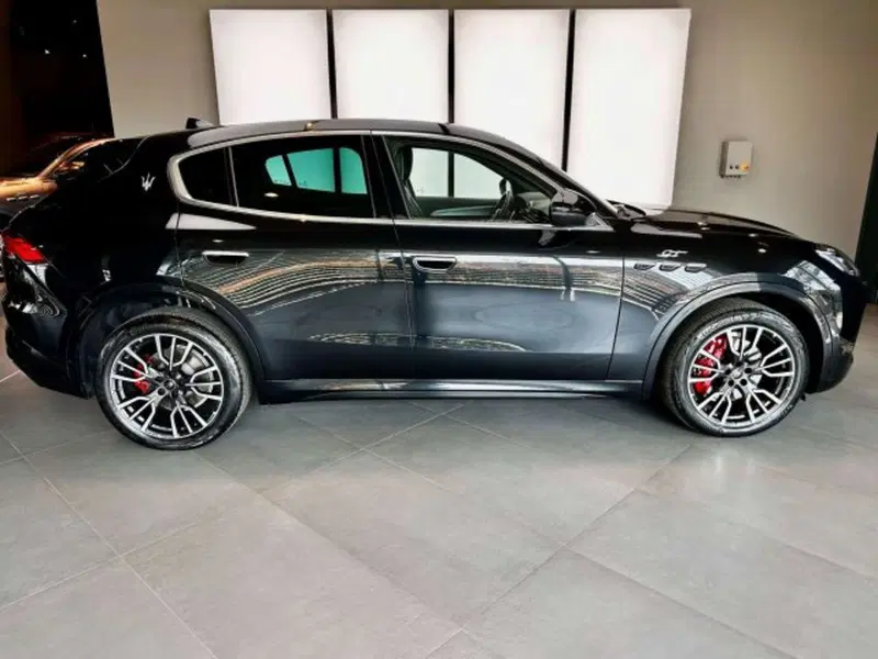 Maserati Grecale usata a Torino (4)