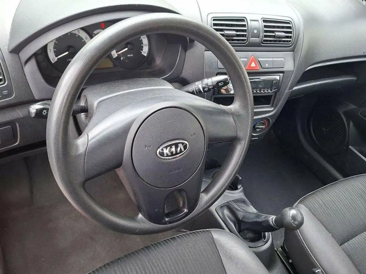 Kia Picanto usata a Torino (12)