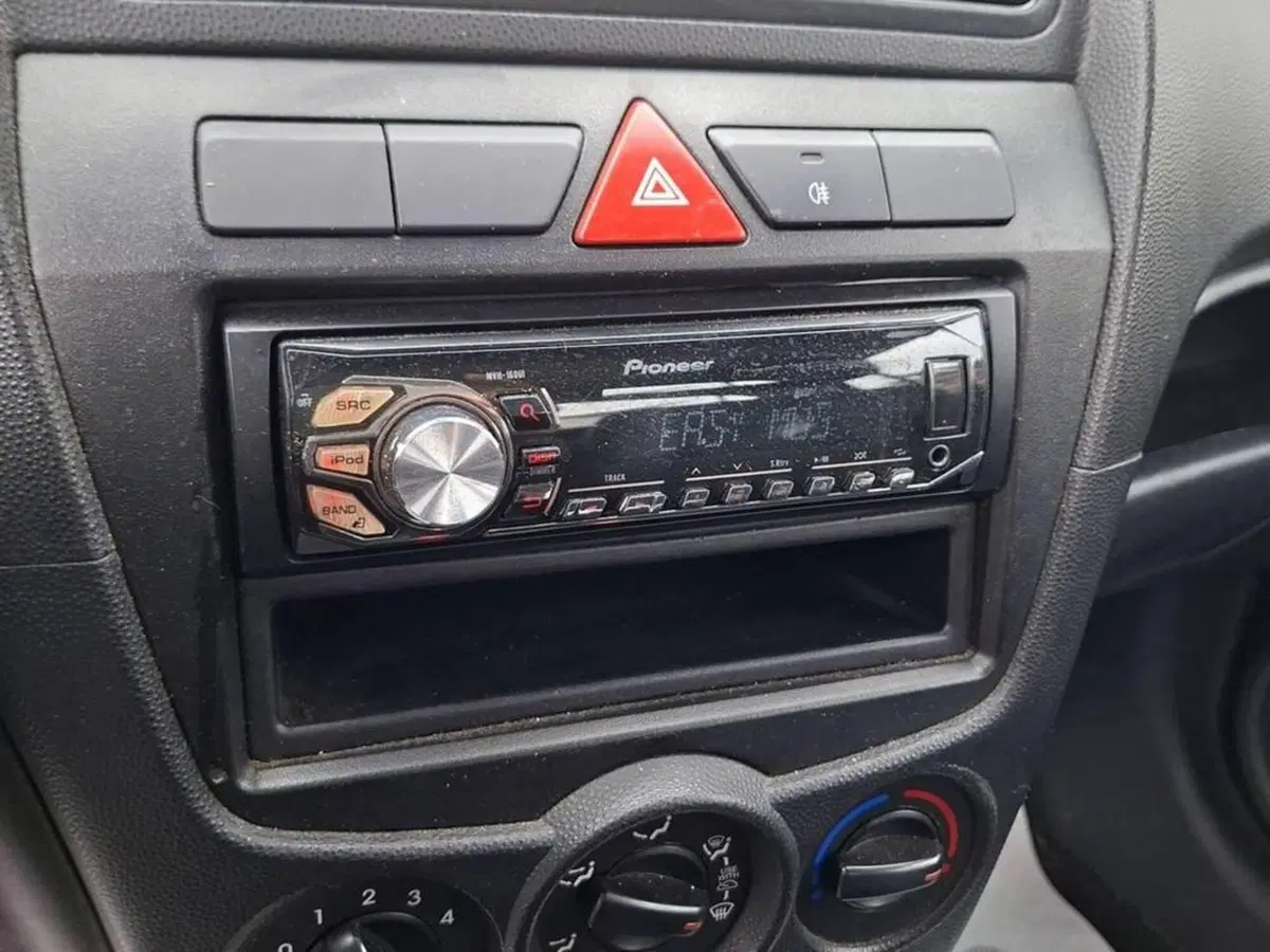 Kia Picanto usata a Torino (9)