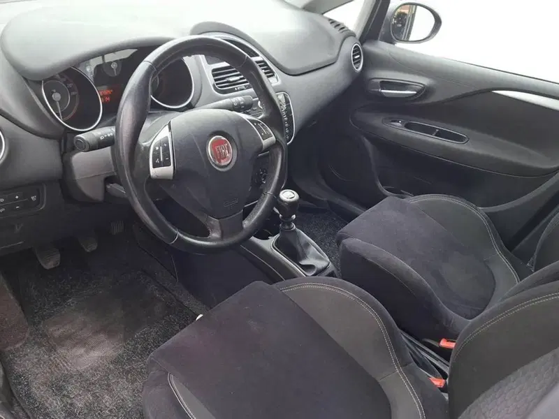 Fiat Punto usata a Torino (11)