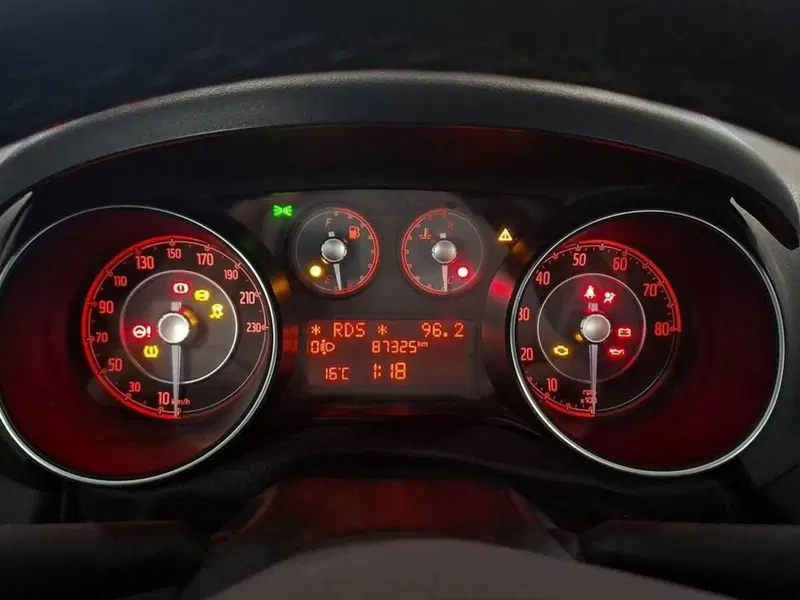 Fiat Punto usata a Torino (8)
