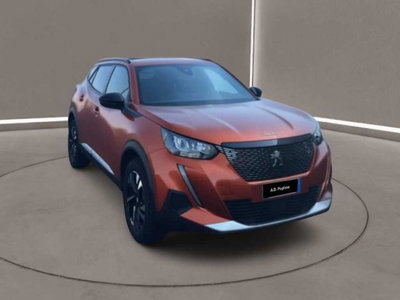 Peugeot 2008 PureTech 130 S&amp;S Allure Pack del 2023 usata a Caltanissetta