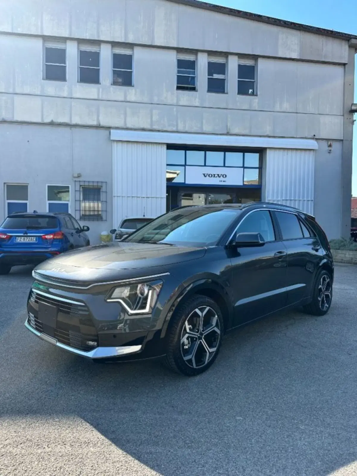 Kia Niro nuova a Novara (2)