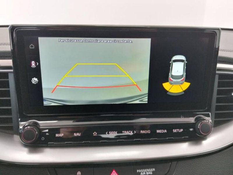 Kia XCeed usata a Como (17)