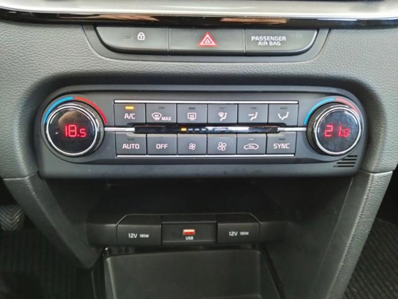 Kia XCeed usata a Como (18)