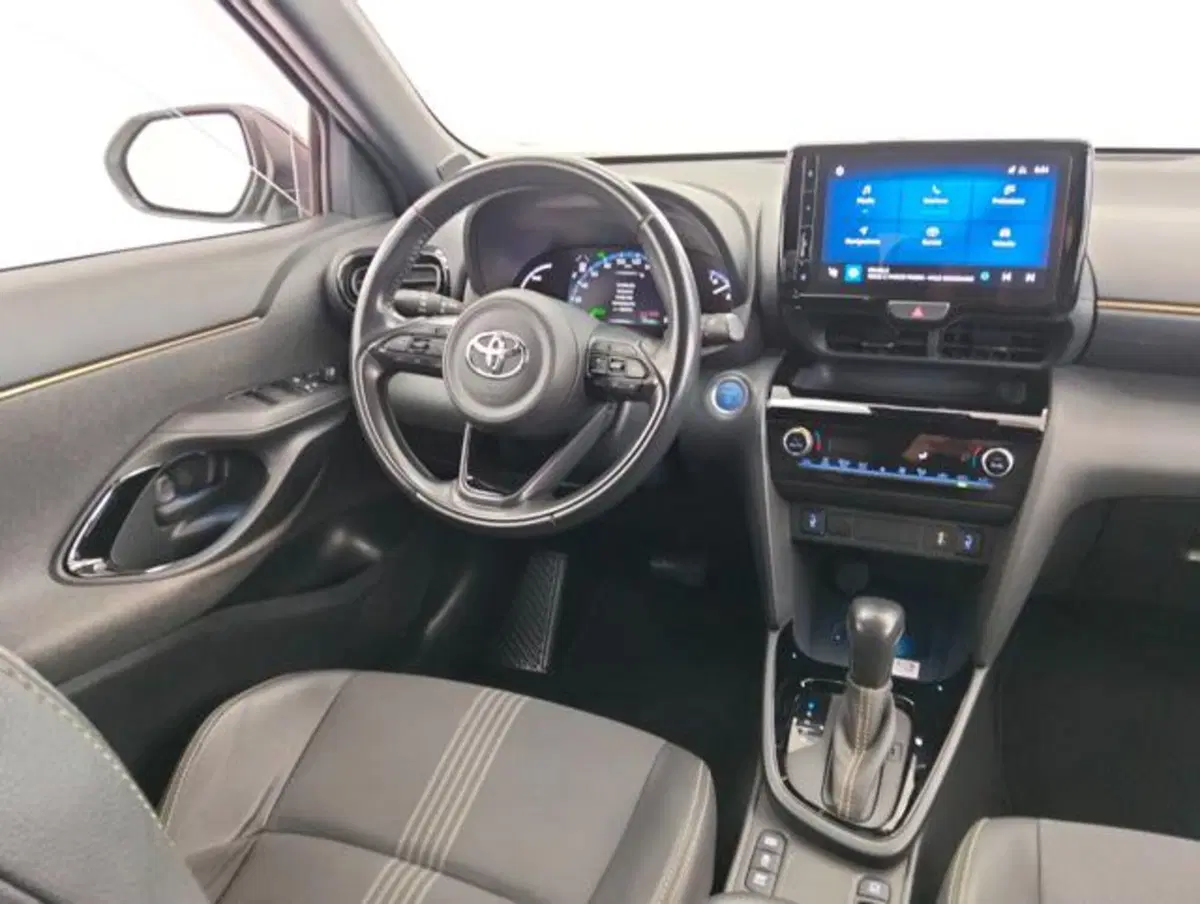 Toyota Yaris Cross usata a Como (10)