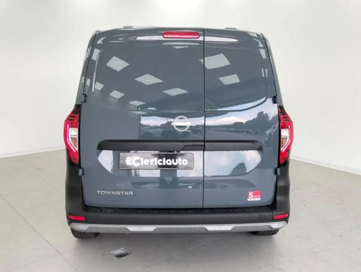 Nissan Townstar nuova a Como (7)