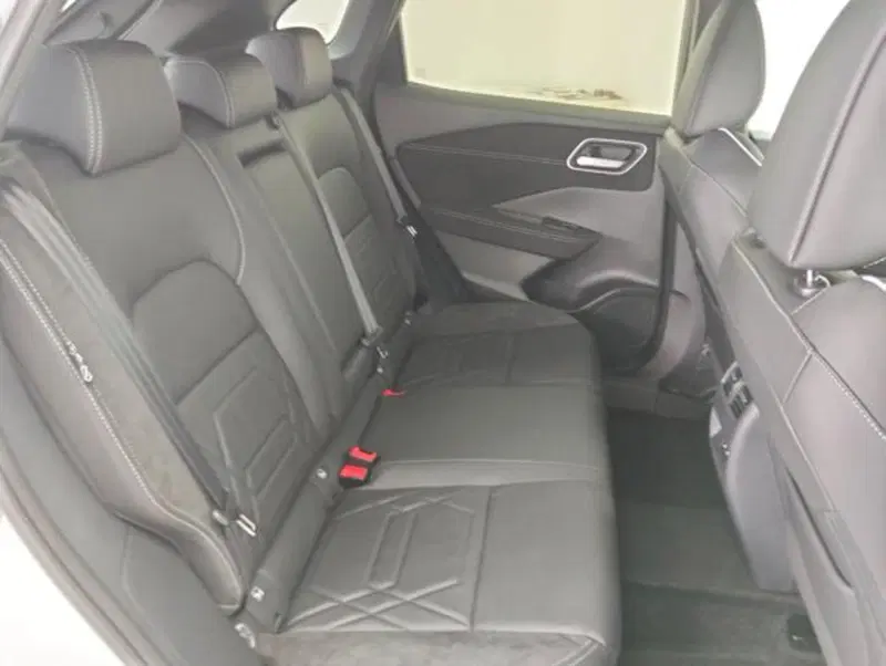 Nissan Qashqai nuova a Como (5)