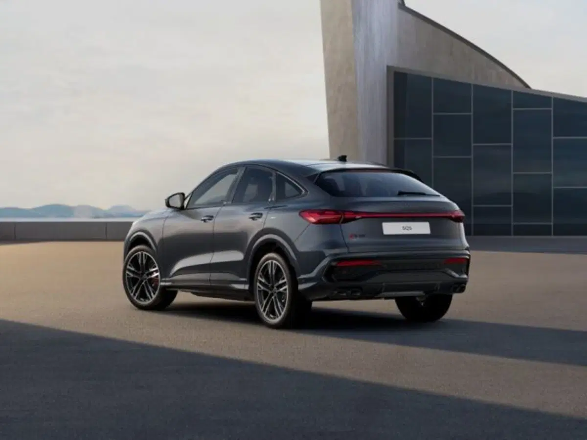 Audi SQ5 Sportback nuova a Treviso (2)