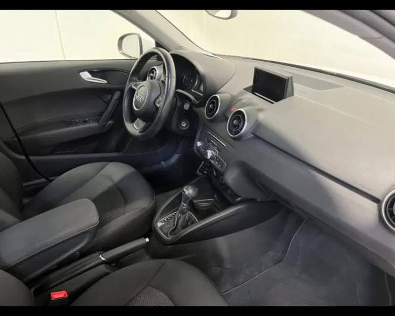 Audi A1 Sportback usata a Treviso (3)