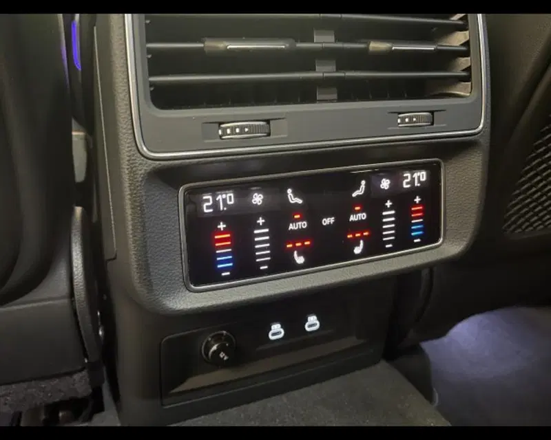 Audi Q8 usata a Treviso (11)