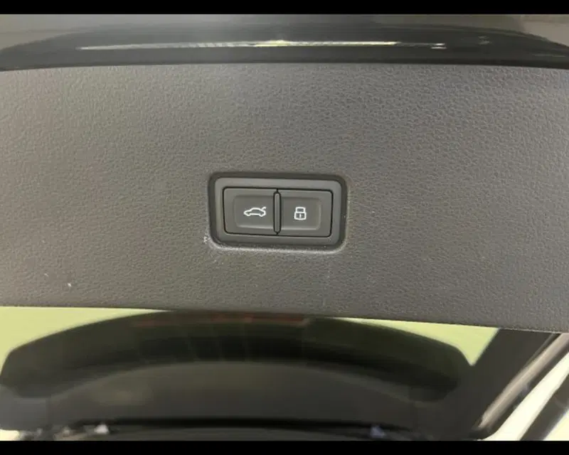 Audi Q8 usata a Treviso (12)