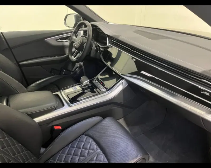 Audi Q8 usata a Treviso (4)