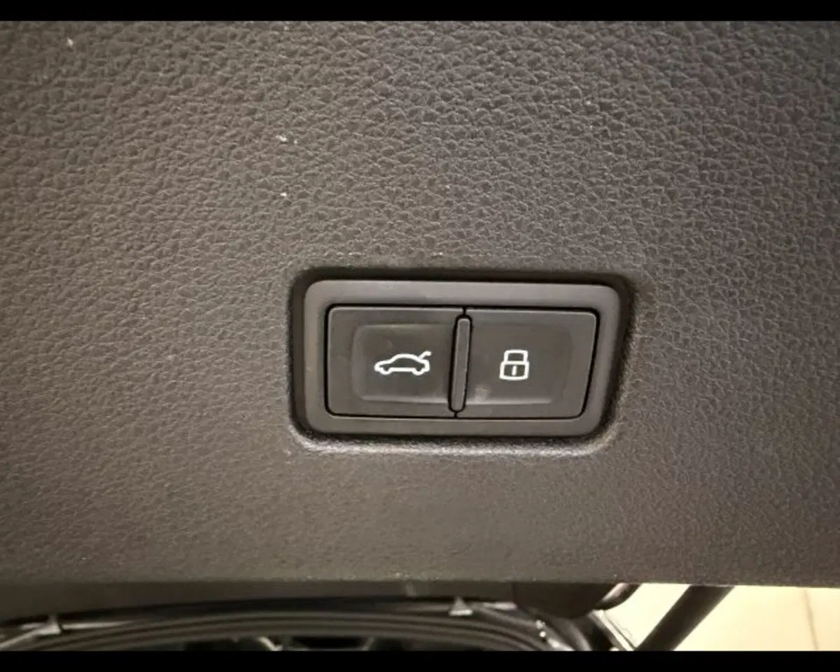 Audi Q8 usata a Treviso (13)