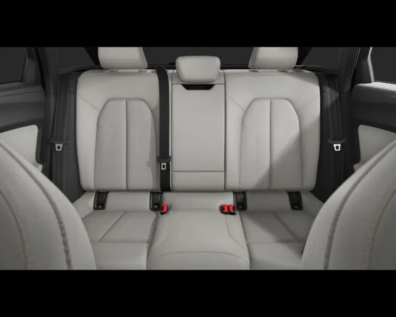 Audi A4 Avant nuova a Treviso (9)