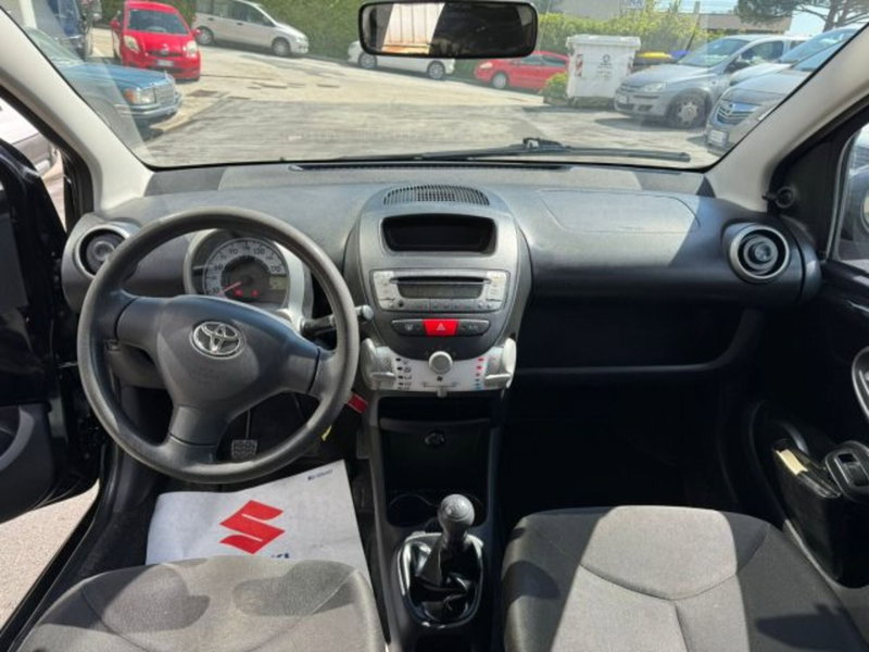 Toyota Aygo usata a Macerata (8)