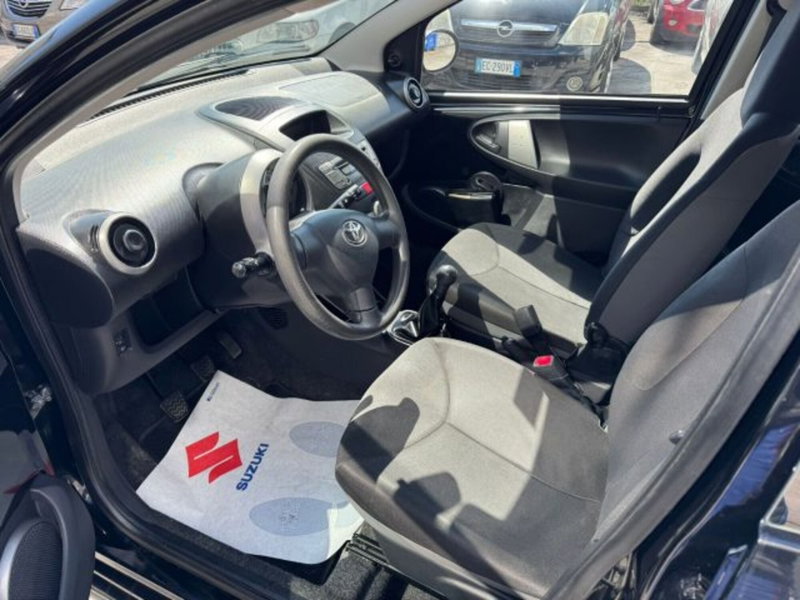 Toyota Aygo usata a Macerata (9)