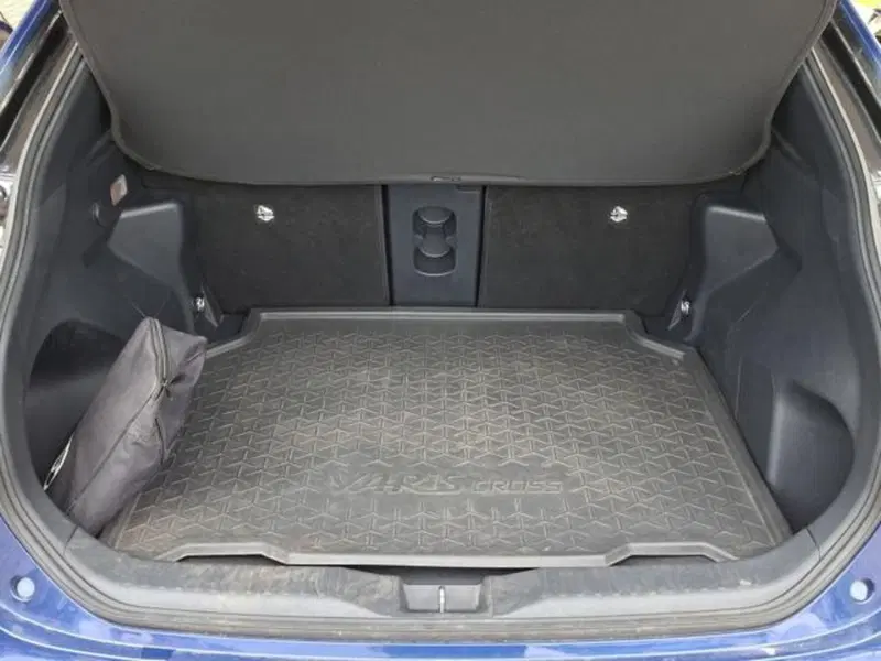 Toyota Yaris Cross usata a Roma (14)