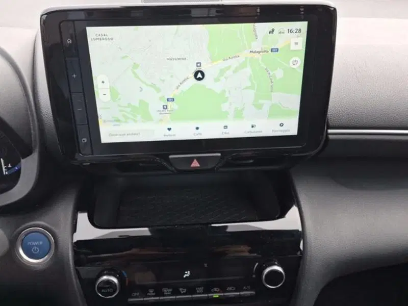 Toyota Yaris Cross usata a Roma (11)