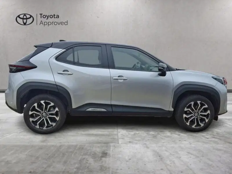 Toyota Yaris Cross usata a Roma (4)