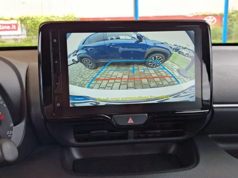 Toyota Yaris Cross usata a Roma (12)