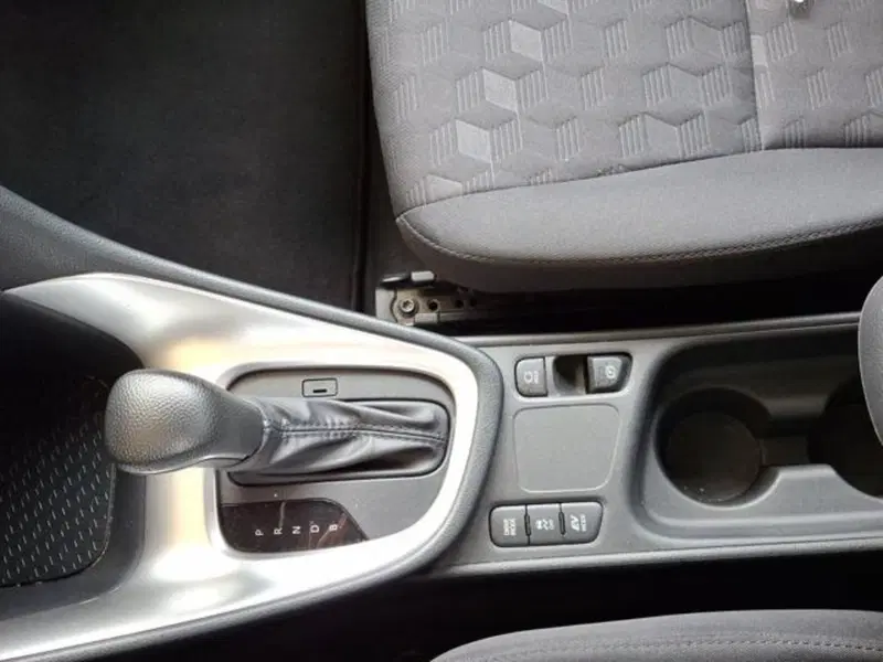 Toyota Yaris Cross usata a Roma (15)