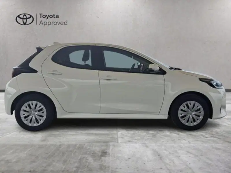 Toyota Yaris Cross usata a Roma (4)