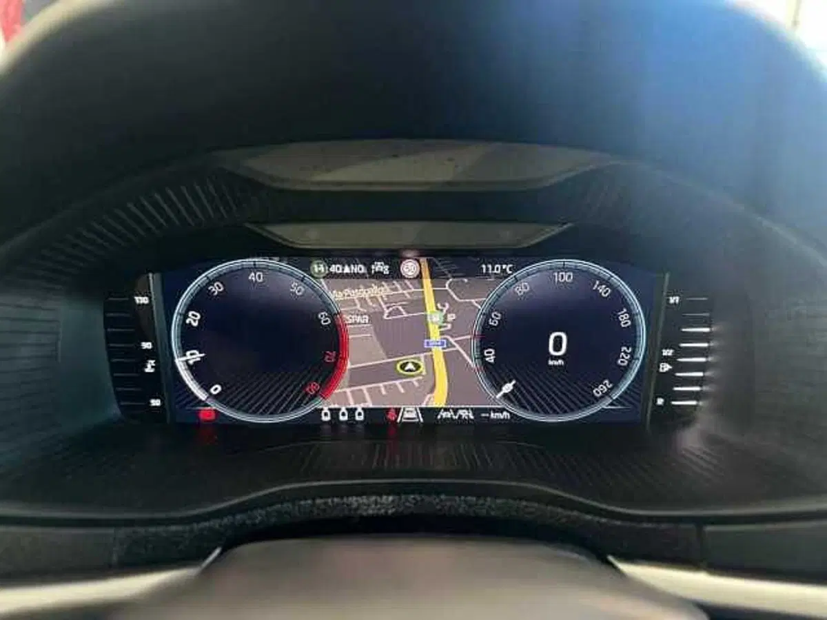 Skoda Karoq usata a Venezia (14)