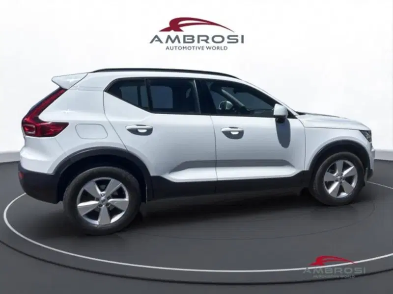 Volvo XC40 usata a Perugia (5)