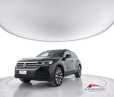 Volkswagen Touareg 3.0 V6 TDI SCR del 2021 usata a Corciano
