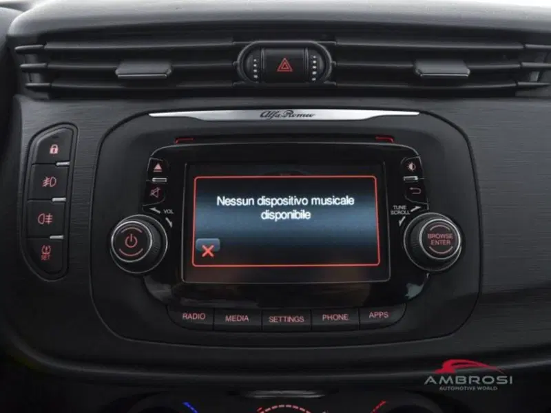 Alfa Romeo Giulietta usata a Perugia (15)