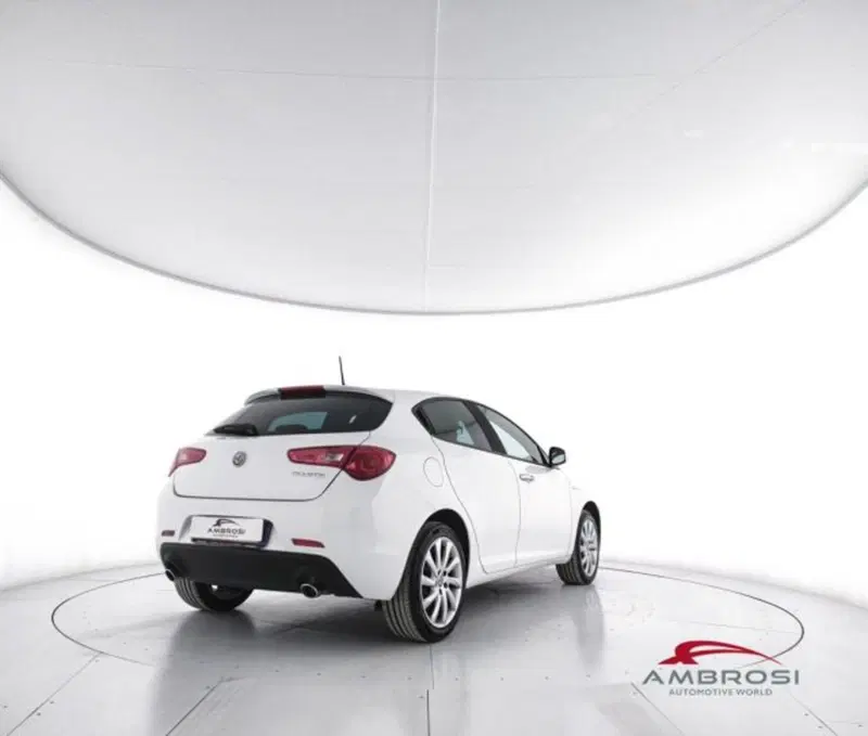 Alfa Romeo Giulietta usata a Perugia (3)