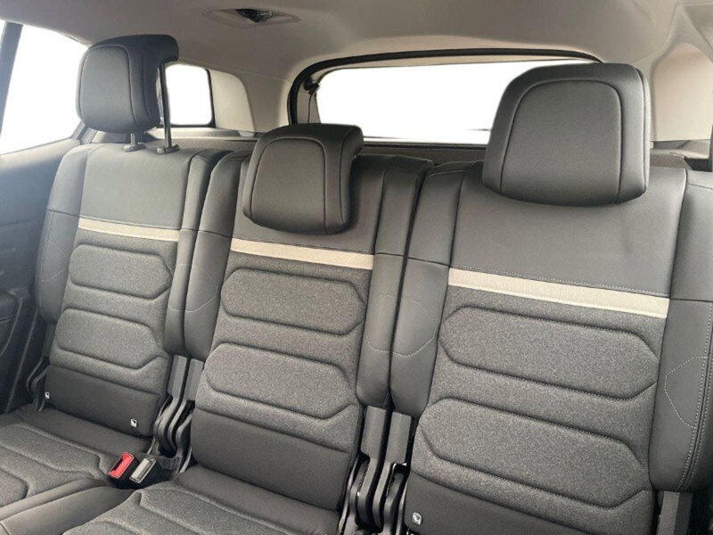 Citroen C5 Aircross nuova a Lecco (12)