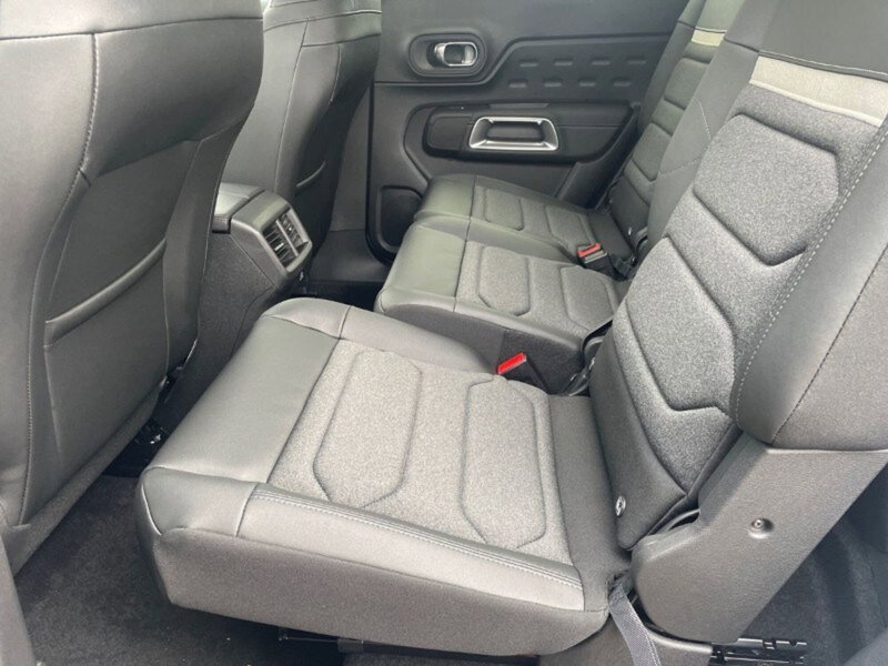 Citroen C5 Aircross nuova a Lecco (14)