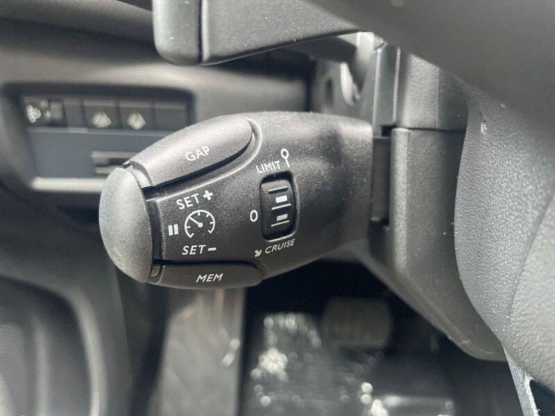 Citroen C5 Aircross nuova a Lecco (15)