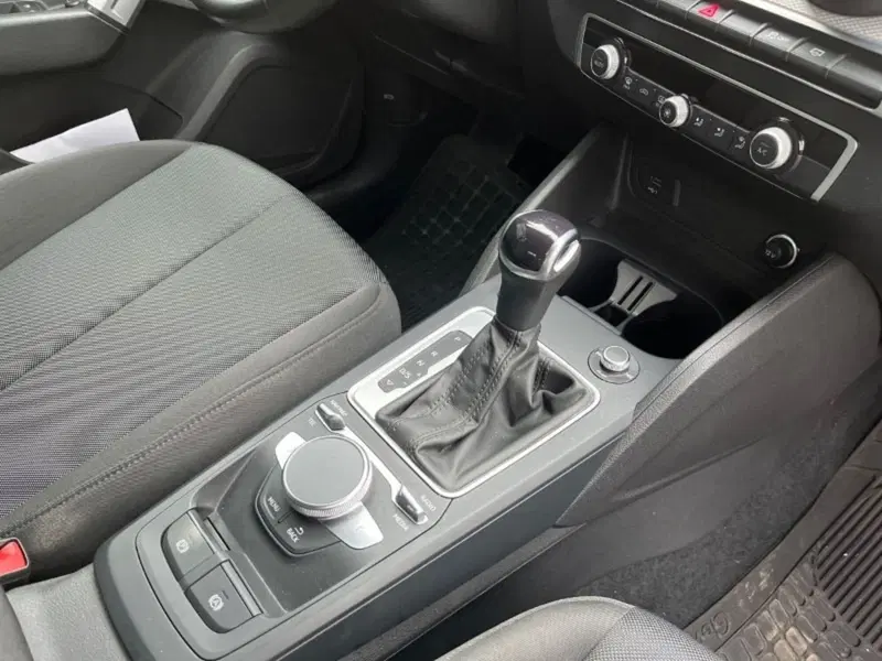 Audi Q2 usata a Lecco (13)