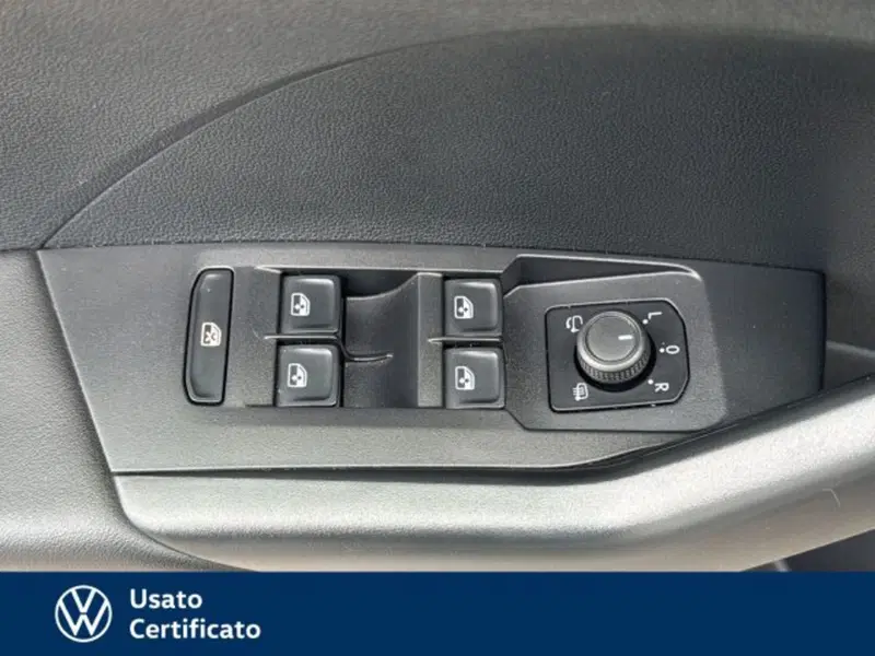 Volkswagen T-Cross usata a Vicenza (12)