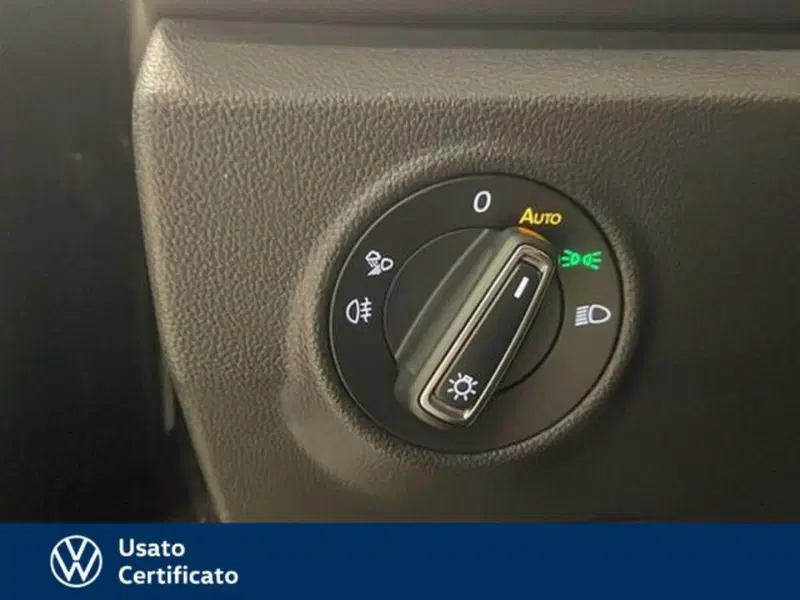 Volkswagen T-Roc Cabrio usata a Vicenza (15)