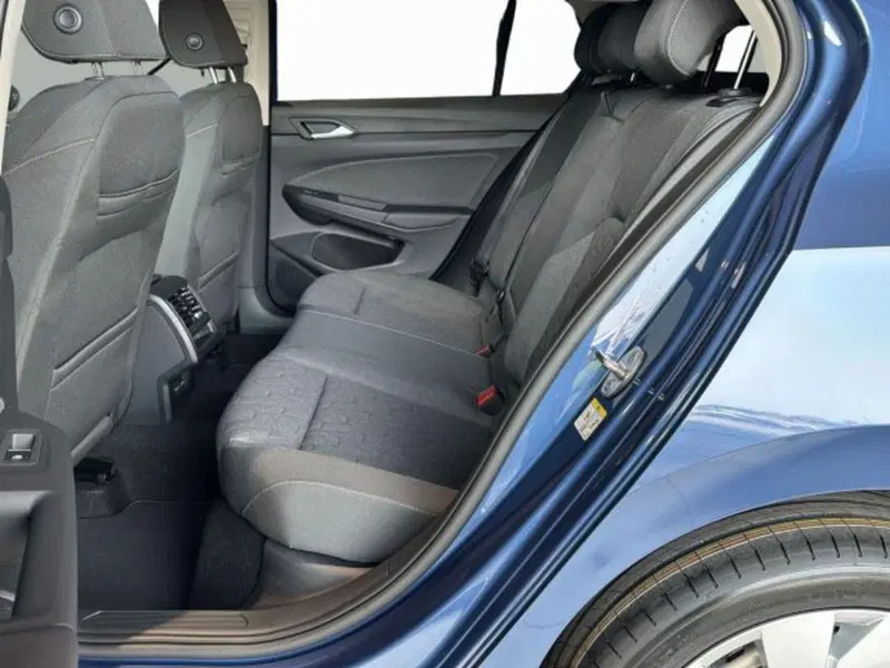 Volkswagen Golf nuova a Vicenza (9)