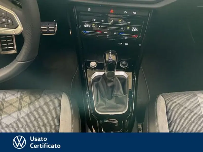 Volkswagen T-Roc nuova a Vicenza (11)