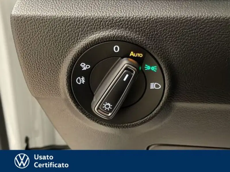Volkswagen T-Roc nuova a Vicenza (15)