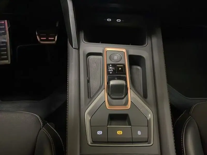 Cupra Leon Station Wagon usata a Vicenza (11)