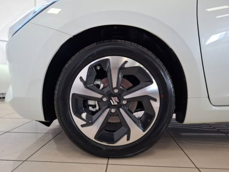 Suzuki Swift nuova a Reggio Emilia (20)