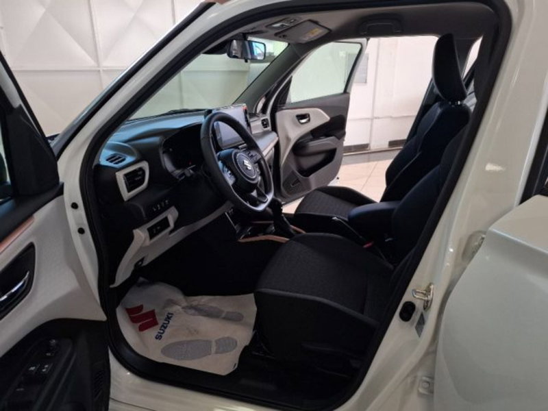 Suzuki Swift nuova a Reggio Emilia (8)