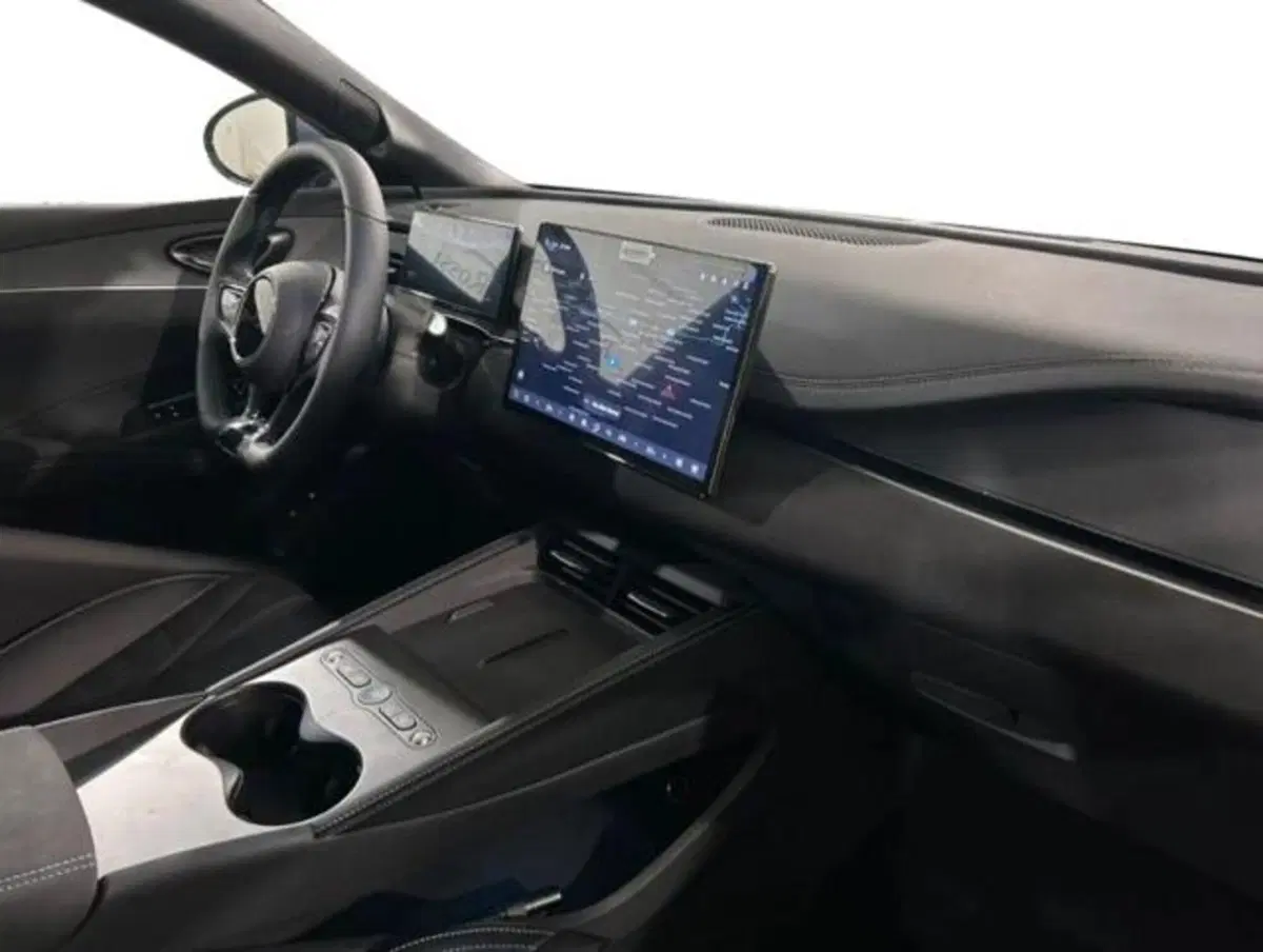 Byd Seal nuova a Bologna (7)