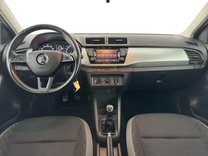 Skoda Fabia usata a Bologna (9)