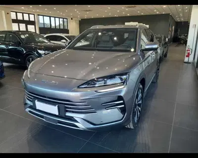 Byd Seal U DM-i  1.5 phev Boost 2wd del 2025 usata a Castenaso